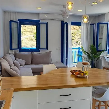 Meraki Beachfront Case de vacanță Foiníkion