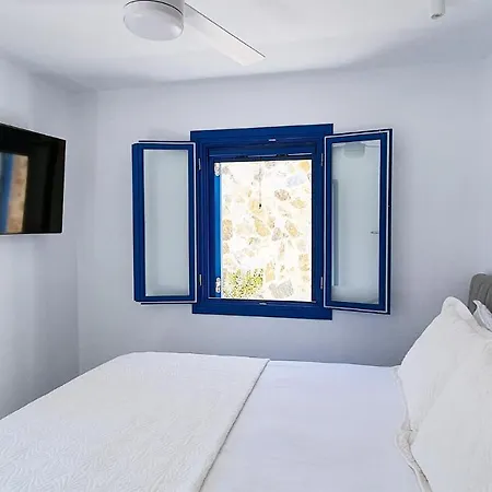 Holiday home Meraki Beachfront Foinikion