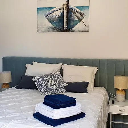 Holiday home Meraki Beachfront *