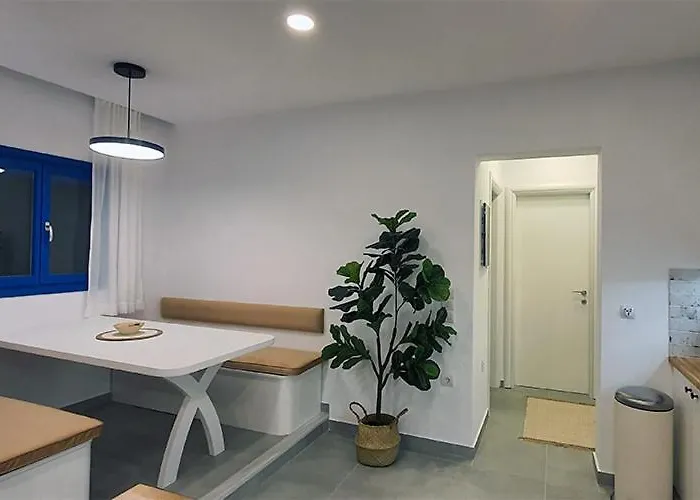 Meraki Beachfront Case de vacanță *