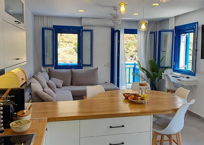 Meraki Beachfront Case de vacanță Foiníkion