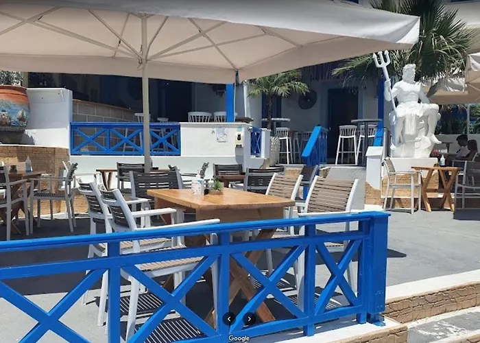 Meraki Beachfront Tatil Evi Foiníkion